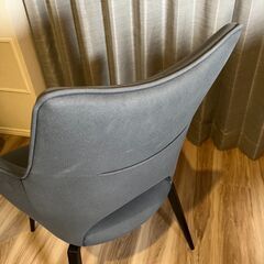 【12/10まで】【送料無料！美品】ダイニングチェア コルザアームチェア4脚の画像