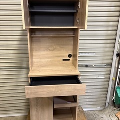 キッチンボード レンジ台 食器棚の画像