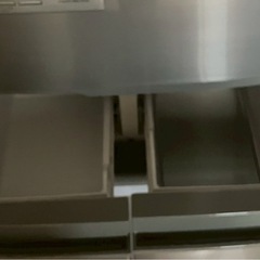 【現状品・売切価格！/現地に取りに来れる方のみ】5ドア 日立ノンフロン冷凍冷蔵庫  2011年製の画像