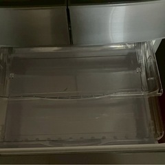 【現状品・売切価格！/現地に取りに来れる方のみ】5ドア 日立ノンフロン冷凍冷蔵庫  2011年製の画像