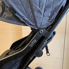 ワンタッチで最小　ビスティBitsy ベビーカー　飛行機　旅行向けの画像