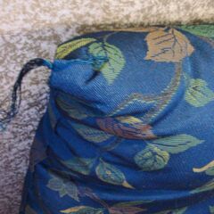 高級　座布団　5枚組　５５ｃｍ角　厚さ９ｃｍの画像