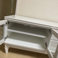 テレビ台の画像