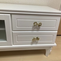 テレビ台の画像