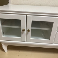 テレビ台の画像