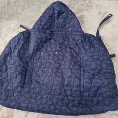 ユニクロ 抱っこ紐ケープ冬用の画像