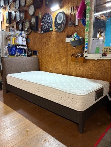 K2813 シングルベッド マットレス付き