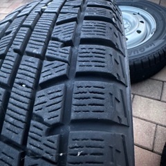 【今年の冬は必須です‼️】軽四に最適！！バリ山１３インチスタッドレスタイヤ&ホイールセットの画像