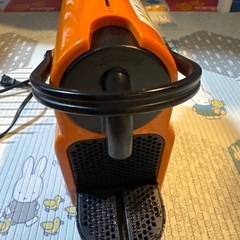 nespresso カプセル式コーヒーメーカー　ネスプレッソ D40の画像