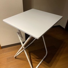 椅子&テーブルセットの画像