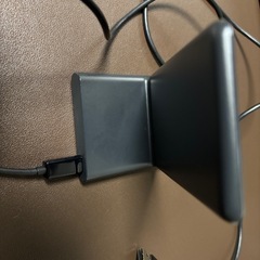 ANKER スタンド型スマホ充電器の画像