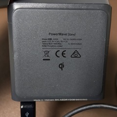 ANKER スタンド型スマホ充電器の画像