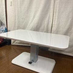 【引渡決まりました】昇降付きダイニングテーブルの画像