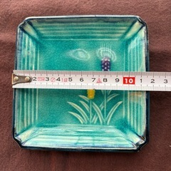 青緑色 花柄 四角皿 2枚まとめの画像
