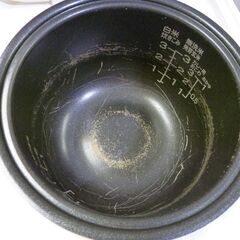 ハイアール マイコンジャー炊飯器 ３合炊き JJ-M30B(W) 2014年製「釜に傷あり」の画像