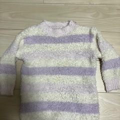 取引中 子ども服　110 センチ 部屋着　パジャマ　GUの画像