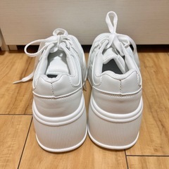 【新品未使用】厚底スニーカー / ホワイトの画像