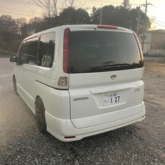 C25セレナ！日本人限定！車検たっぷり！車高調！ヘッドレストモニターの画像