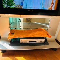 テレビ（パナソニック）➕専用台➕純正リモコンの画像