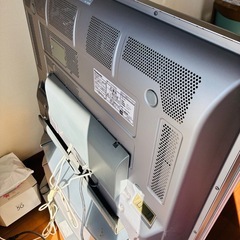 テレビ（パナソニック）➕専用台➕純正リモコンの画像