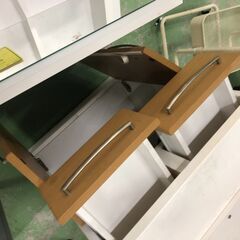 【ジャングルジャングル和歌山店】【Wa3437】食器棚リユースショップ リサイクルショップ 中古家具 中古家電 中古自転車 古着 冷蔵庫の画像