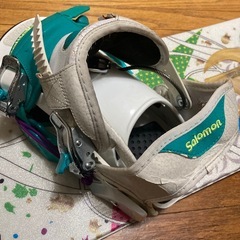 SPOON スノーボード　140センチ　白×緑　グラフィックの画像