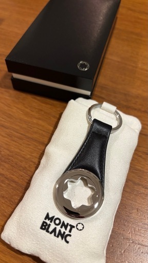 新品箱入りモンブラン キーフォブ(キーホルダー)