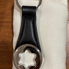 新品箱入りモンブラン キーフォブ(キーホルダー)の画像