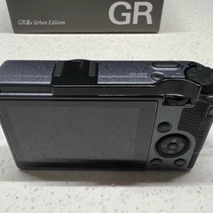 リコー GRIIIx アーバンエディション フルボックスの画像