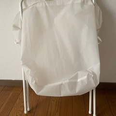 折りたたみ式ランドリーバッグ（洗濯カゴ／収納バスケット） の画像