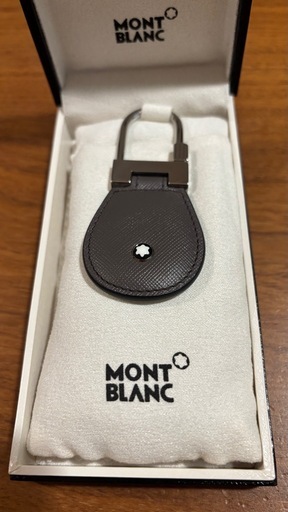 新品箱入りモンブラン キーフォブ(キーホルダー)