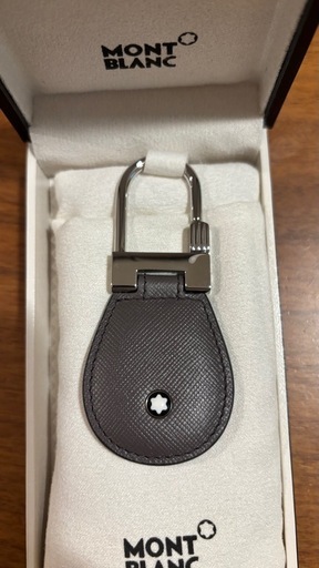新品箱入りモンブラン キーフォブ(キーホルダー)