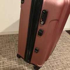 スーツケースの画像