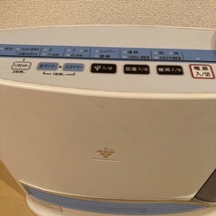 加湿機能付き SHARP製 セラミックファンヒーター HX-127CXの画像