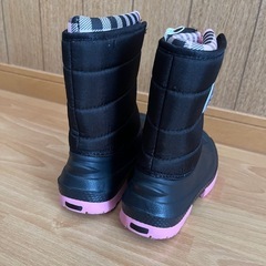 子供用スノーブーツ18cmの画像