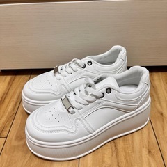 【新品未使用】厚底スニーカー / ホワイトの画像