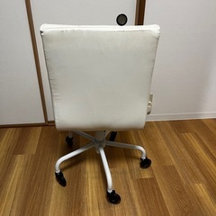 椅子・デスクチェア　昇降・ロッキング機能　の画像