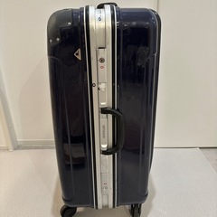 キャリーケースの画像
