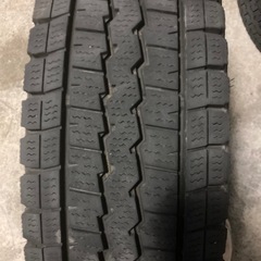 165R13 スタッドレス3本の画像