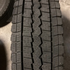 165R13 スタッドレス3本の画像