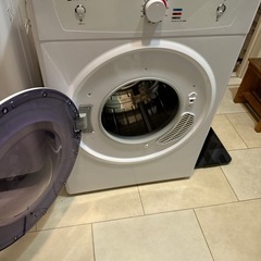 【受け渡し予定者決まりました】衣類乾燥機の画像