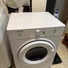 【受け渡し予定者決まりました】衣類乾燥機の画像