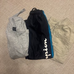 110cm  ジャケット　セータ　パンツ等全てまとめての画像