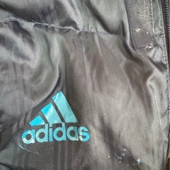 adidas フード付きロングベンチコート O 黒/青の画像