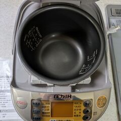 ZOJIRUSHI  炊飯器の画像
