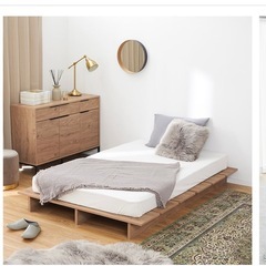 『値下げ』LOWYA ローベッドフレームとマットレスのセットの画像