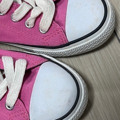 スニーカー23cmピンクの画像
