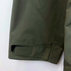 [未使用] サロモン ナイロン シェルジャケット OUTERPATH 2.5L M DEEP BLACK / Grape Leaf SASS2410061 SALOMON ハイキング アウトドア アウターの画像