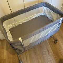 【お引渡者決定しました】ベビーベッドの画像