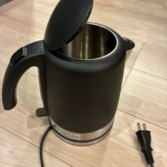 IRIS OHYAMA アイリスオーヤマ 電気ケトル ブラックの画像